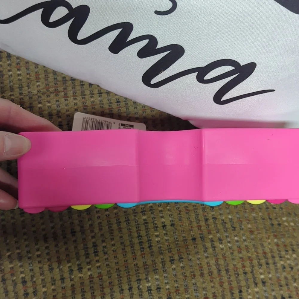 Pen & gear silicone pouch nwt